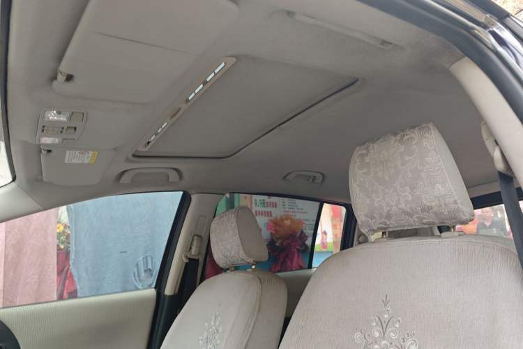 Used Mazda 5 2008 2.0 Manual Comfort Version
