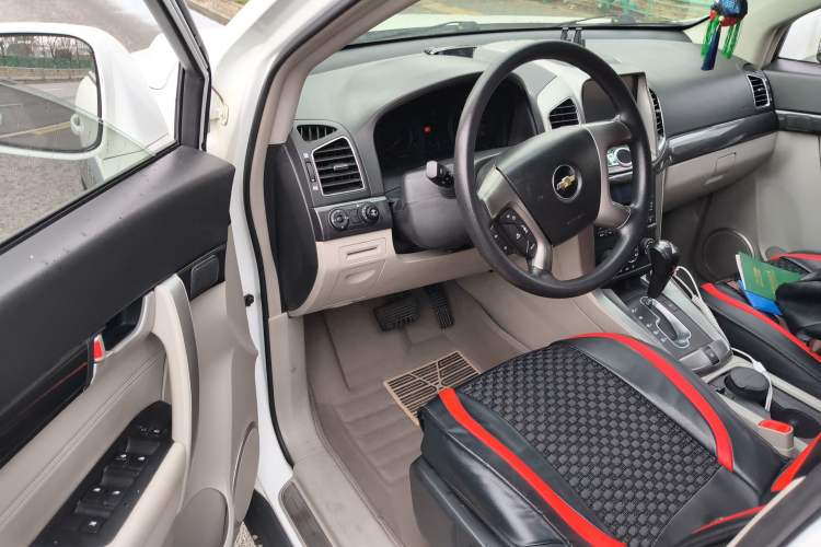 Used Chevrolet Captiva 2014 2.4L Two-Wheel Drive City Edition 5 Seats
