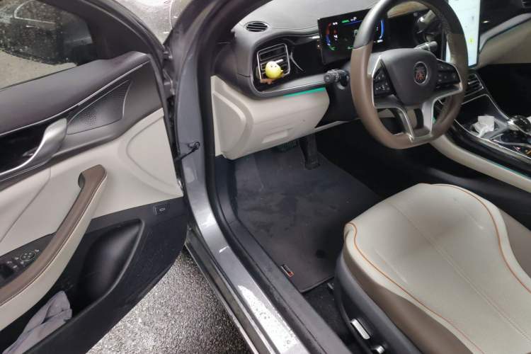 Used BYD Qin PLUS 2023 Champion Edition DM-i 120KM Excellence Model