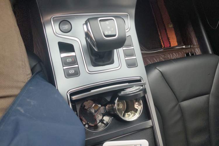 Used Hongqi H5 2022 Classic Model 1.5T DCT Flagship Edition