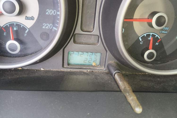 Used Buick Excelle 2011 1.6 LX-MT
