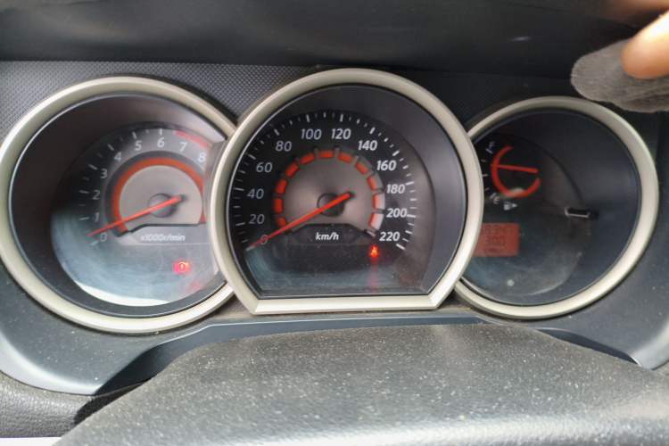 Used Nissan Sylphy 2012 Classic 1.6XE Manual Comfort Edition Instrument Cluster