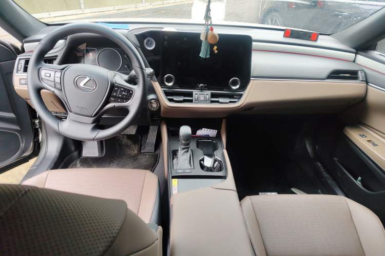 Used Lexus ES 2025 200 Premium Edition
