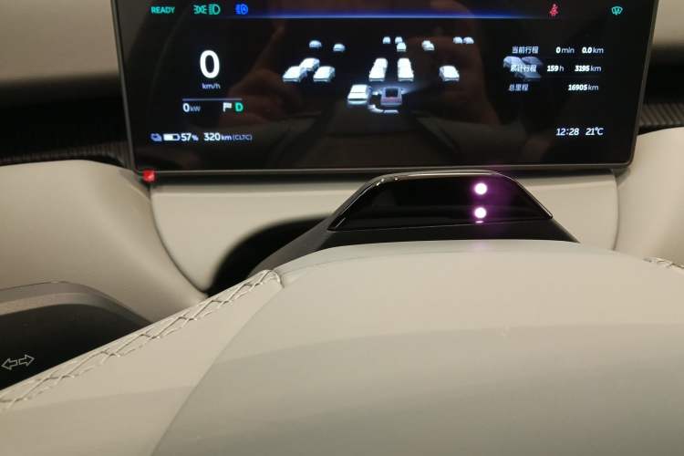 Used Nio ET5 2024 75 kWh Odometer Close Up