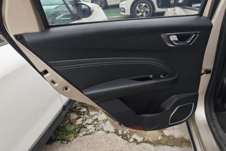 Used Geely Auto Vision X3 2019 Upgraded Model 1.5L CVT Prestige Version
