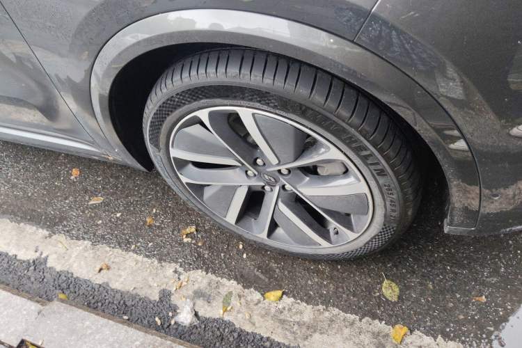 Used Li Auto L9 2022 Max model