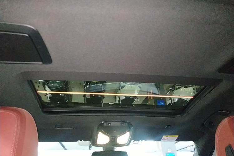 Used BMW 5 Series 2022 Second Facelift 530Li Leading Edition M Sport Package Headliner