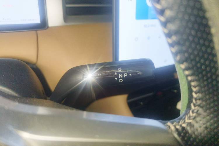 Used Landian E5 PLUS 2025 165 km Long-Range Travel & Comfort Edition 7 Seats
