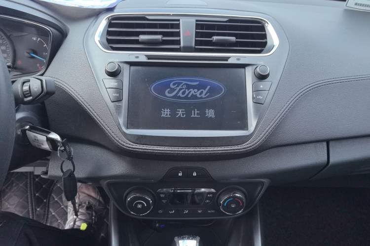 Used Ford Escort 2017 Happiness Edition 1.5L Automatic Fashion Version
