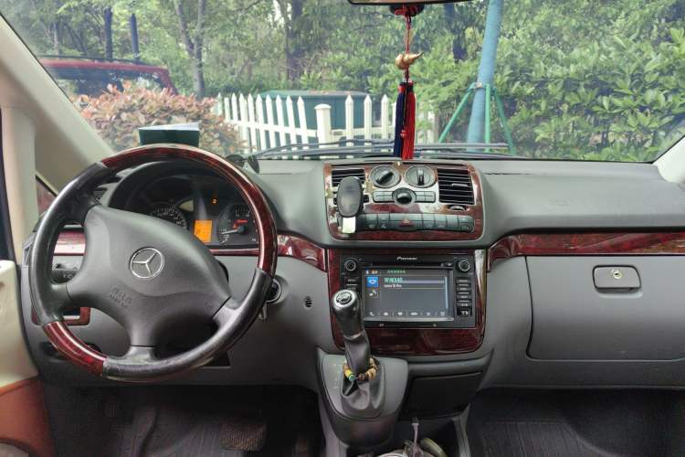 Used Mercedes-Benz Vito 