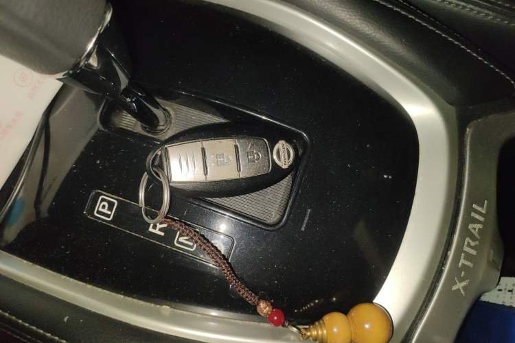 Used Nissan X-Trail 2014 2.0L CVT Comfort Edition 2WD Vehicle Key