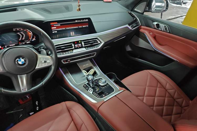 Used BMW X5 2022 Restyled xDrive 40Li M Sport Package