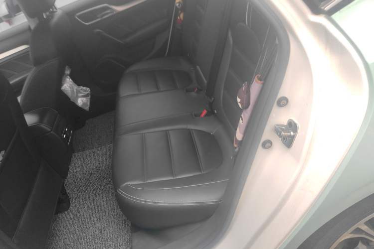 Used MG 6 2017 20T Automatic Luxury Smart Connect Version China V Standard Left Rear Seat