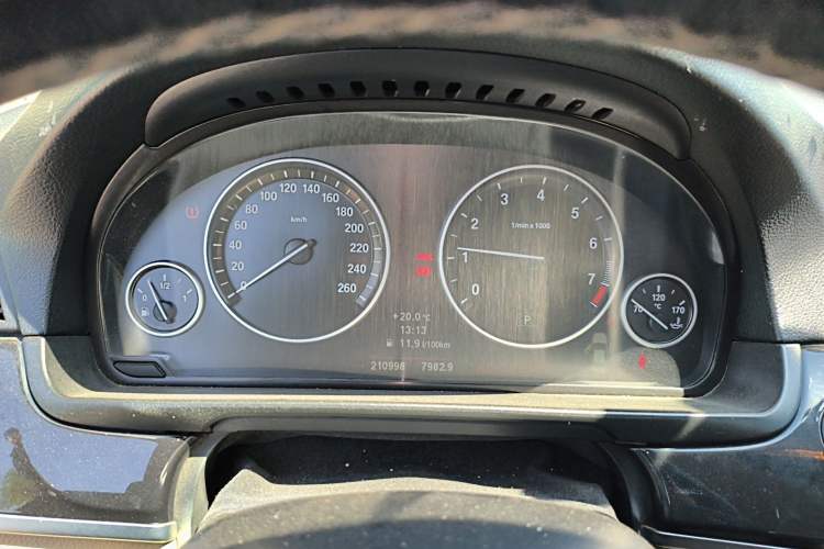 Used BMW 5 Series 2013 520Li Elegant Edition
