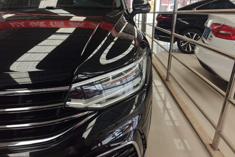 Used Volkswagen Tiguan L 2023 330TSI Automatic Two-Wheel Drive R-Line Enjoyment Edition
