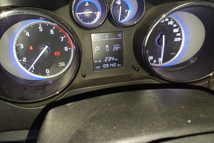 Used Changan CS35 2016 1.6L Automatic Luxury Model China V Standard