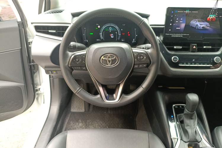 Used Toyota Corolla 2024 1.8L Smart Electric Hybrid Dual-Engine Elite Edition
