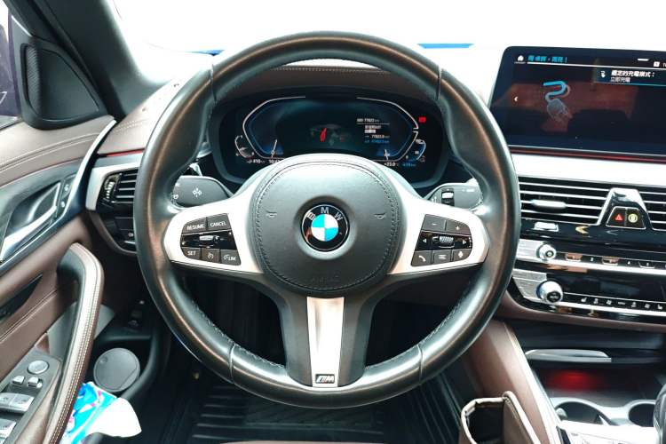 Used BMW 5 Series New Energy 2021 535Le M Sport Package Steering Wheel