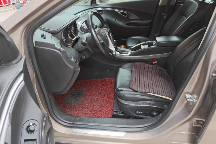 Used Buick LaCrosse 2010 3.0L Flagship Edition
