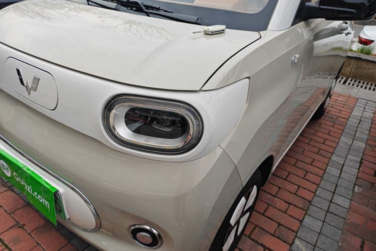 Used Wuling Hongguang MINIEV 2024 3rd Generation 215km Advanced Version
