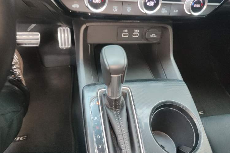 Used Honda Civic 2022 240TURBO CVT Dynamic Edition