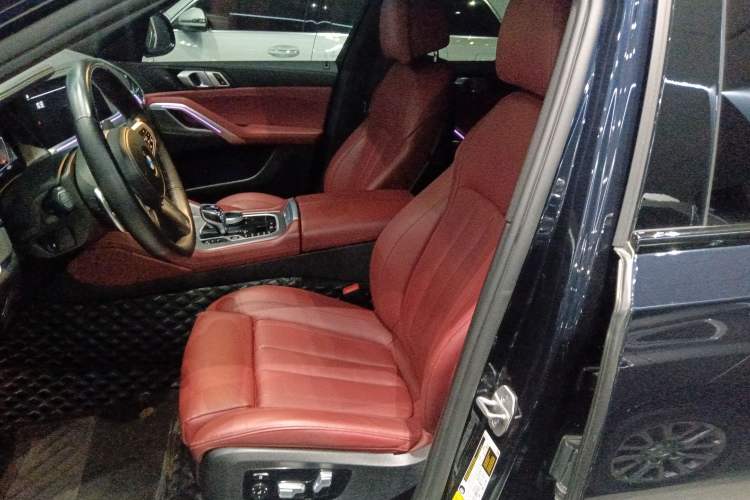 Used BMW X6 2021 xDrive40i M Sport Package
