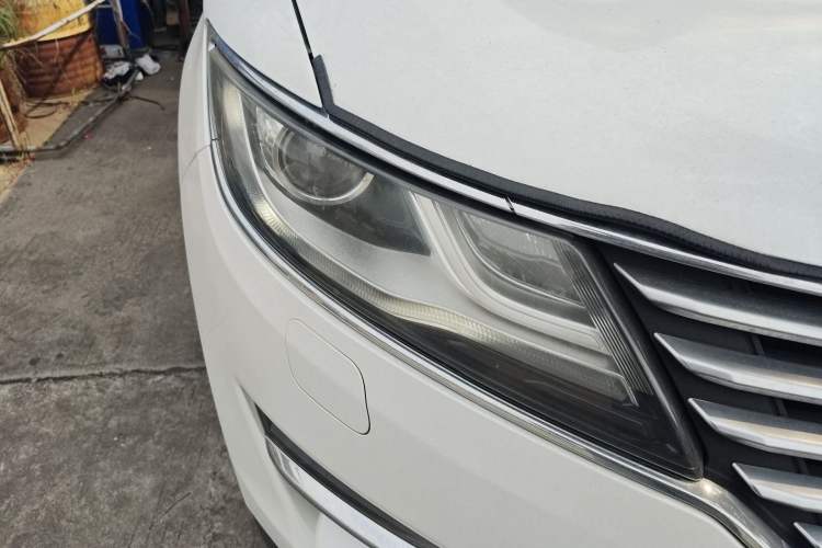 Used Lincoln MKC 2017 2.0T Two-Wheel Drive Deluxe Edition