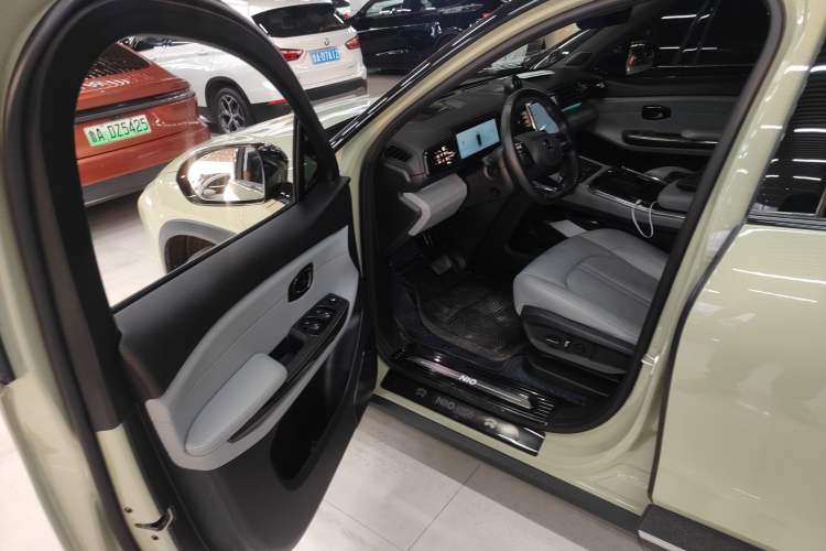 Used Nio ES6 2020 420 km Sport Edition
