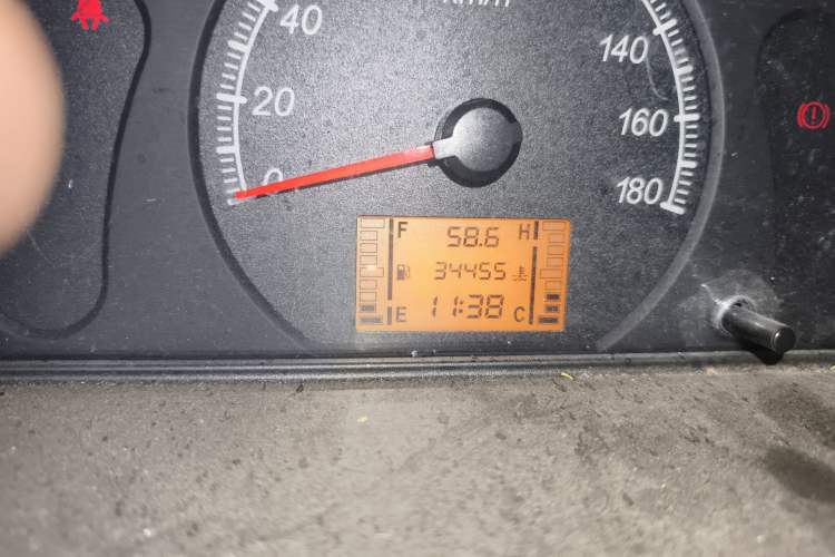 Used Wuling Zhiguang 2023 1.5L Practical Version 5/7 Seats Odometer Close Up