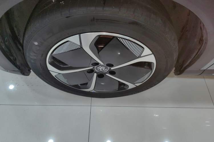 Used BYD Yuan PLUS 2025 Intelligent Driving Version 510 km Excellence Edition Left Front Wheel Hub