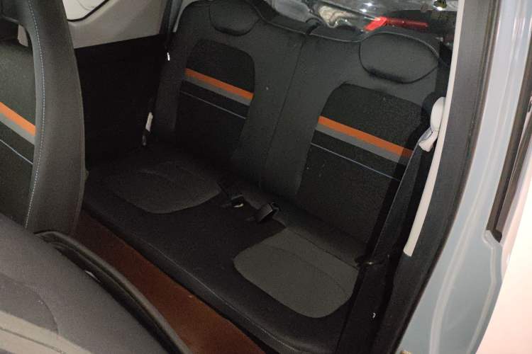 Used Wuling Hongguang MINIEV 2020 Freedom Version Lithium Iron Phosphate Left Rear Seat