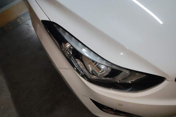 Used Hyundai Elantra (5th Generation / Langdong) 2016 1.6L Automatic Prestige Model
