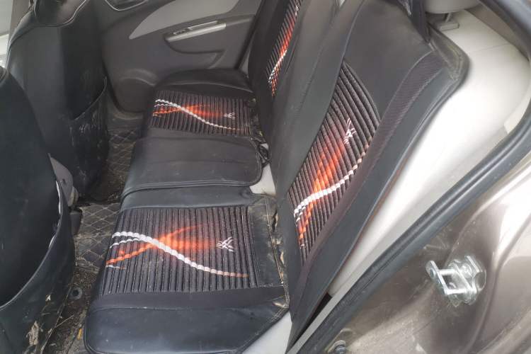 Used Baojun 630 2011 1.5L manual Comfort trim level