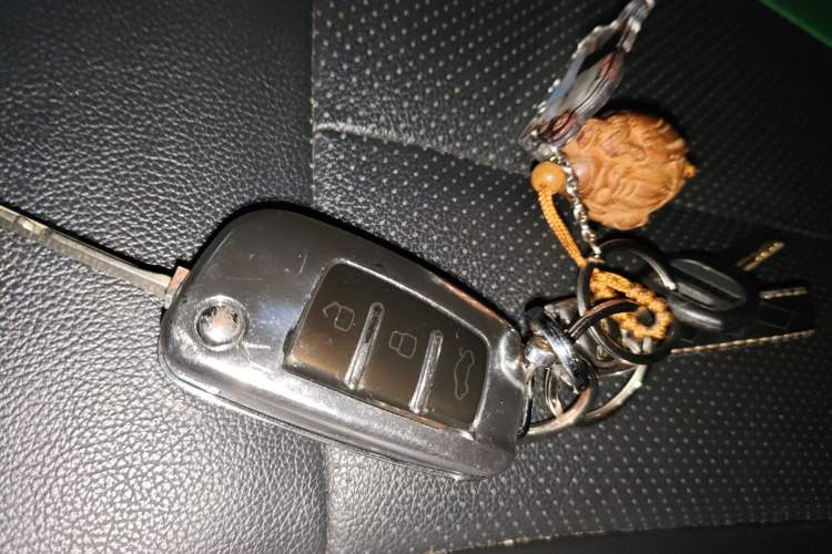 Used Geely Auto Vision X3 2019 Upgraded Model 1.5L Manual Elite Version