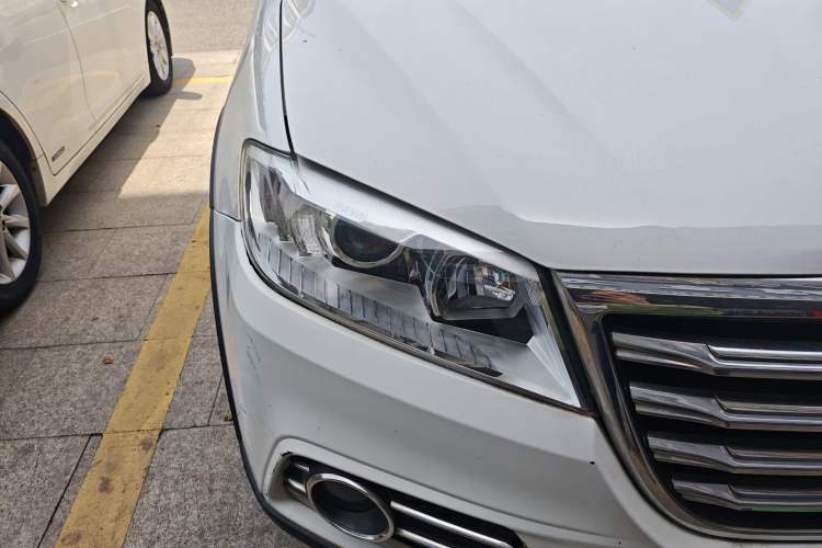 Used Haval H6 2017 Red-Label Sport Edition 1.5T Automatic Two-Wheel Drive Luxury Model
