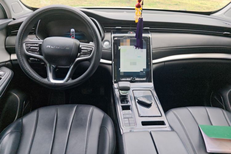 Used Roewe RX5 MAX 2019 300TGI Automatic 4G Connect Luxury Edition Center Console