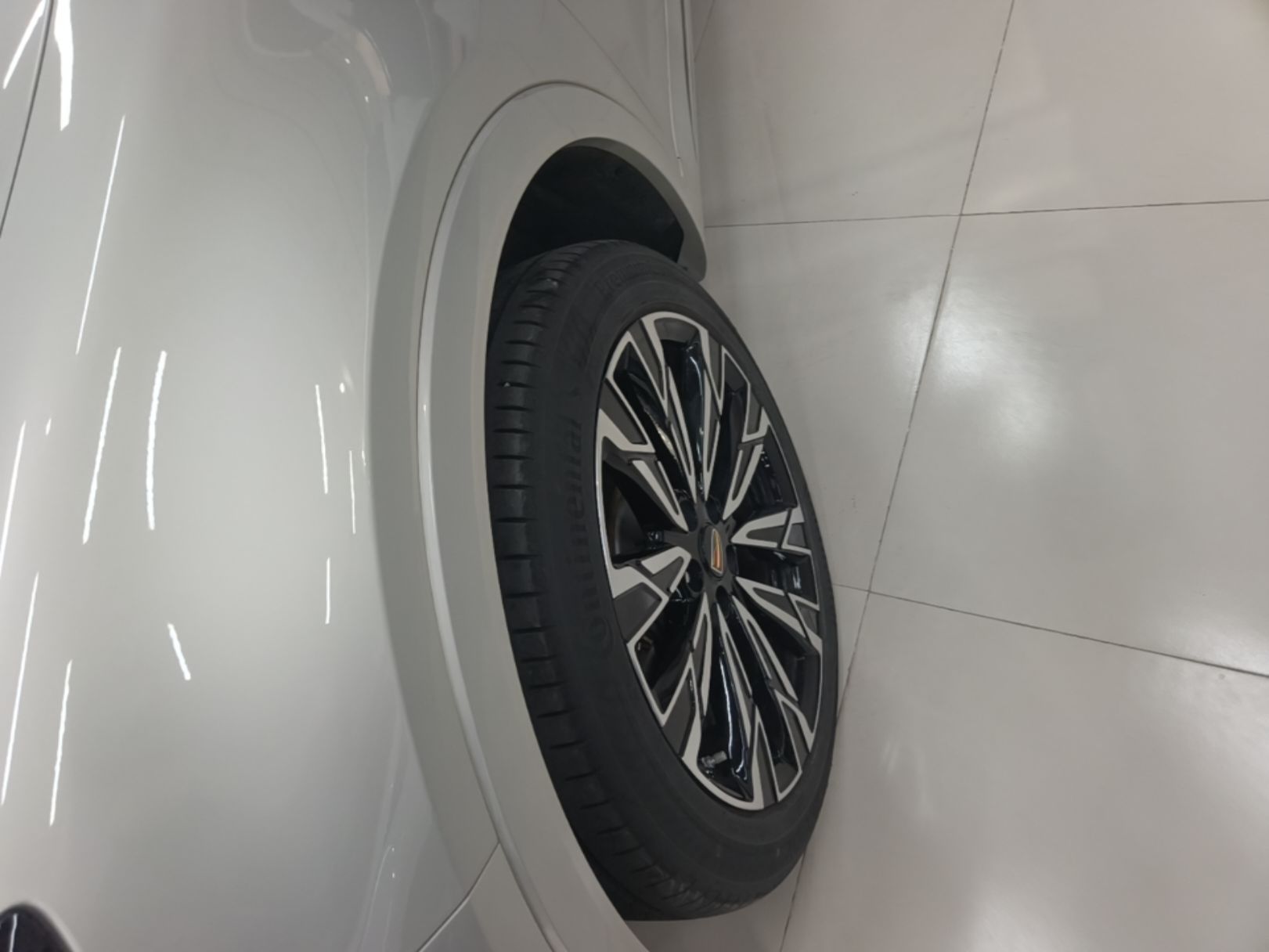 Hongqi HS5 2023 2.0T Four-Wheel Drive Flagship Pro Edition - Chinese Trim Ling — снимка 10
