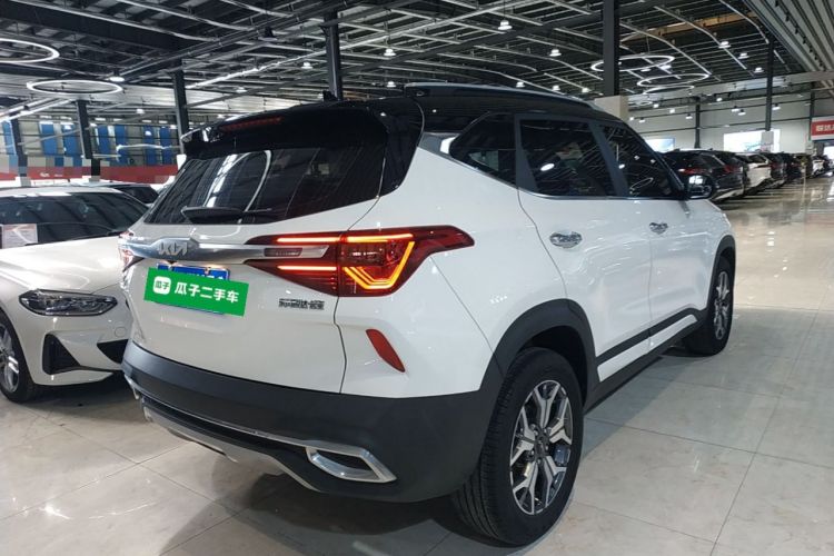 Used Kia KX3 2021 1.5L CVT Trend Edition Rear Right 45 Deg