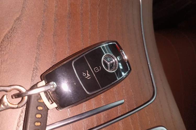 Used Mercedes-Benz E-Class 2019 Facelifted E 300 L Stylish Version