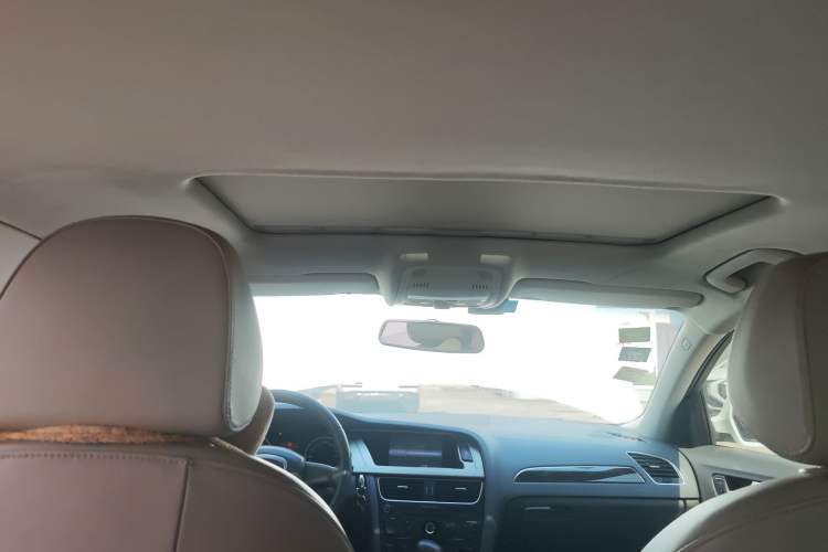 Used Audi A4L 2011 2.0 TFSI Comfort Model