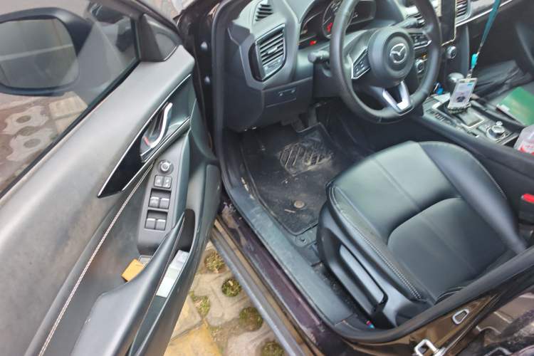 Used Mazda CX-4 2020 2.0L Automatic Two-Wheel Drive Blue Sky Dynamic Edition
