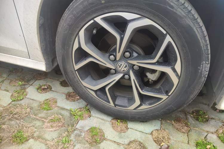 Used MG 5 2022 180 DVVT CVT Youth Style Edition
