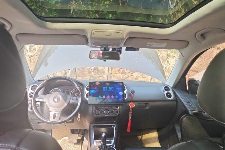 Used Volkswagen Tiguan 2017 300TSI Automatic Two-Wheel Drive Silk Road Comfort Edition Headliner