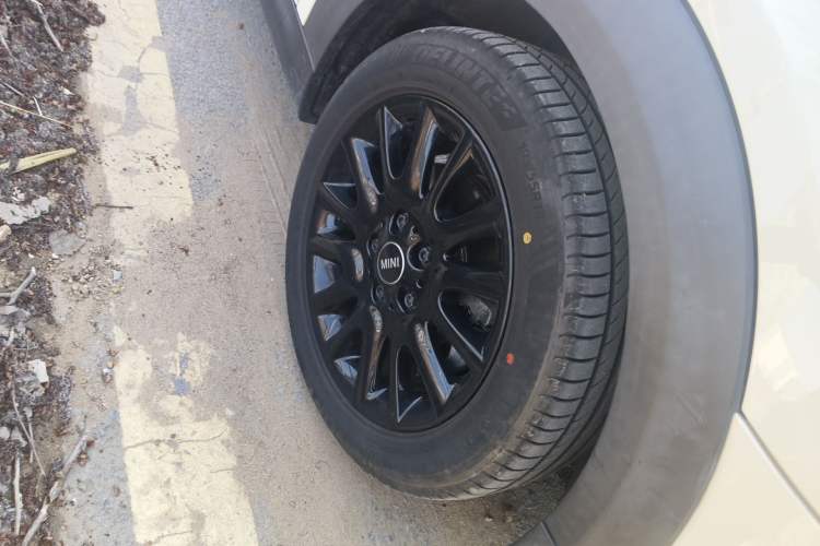 Used MINI 2014 1.5T COOPER Fun
