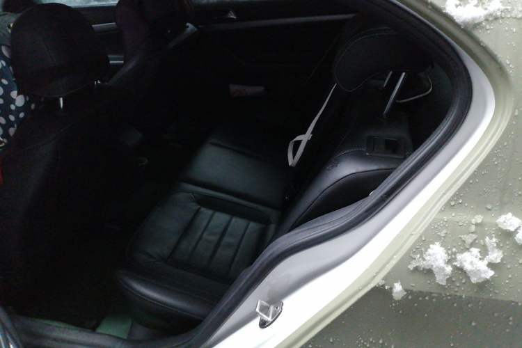 Used Volkswagen Lavida 2017 230TSI DSG Comfort Edition Left Rear Seat