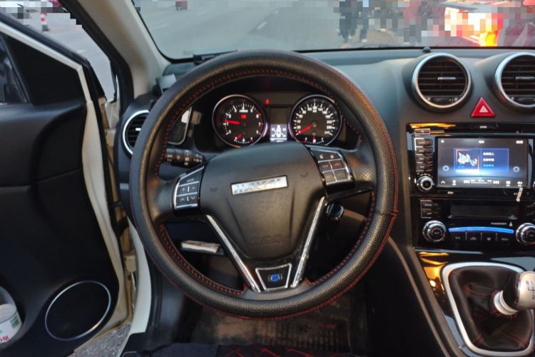 Used Haval H6 2015 Upgraded Model 1.5T Manual Two-Wheel Drive Elite Version