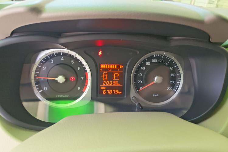 Used Venucia D50 2013 1.6L Automatic Fashion Edition