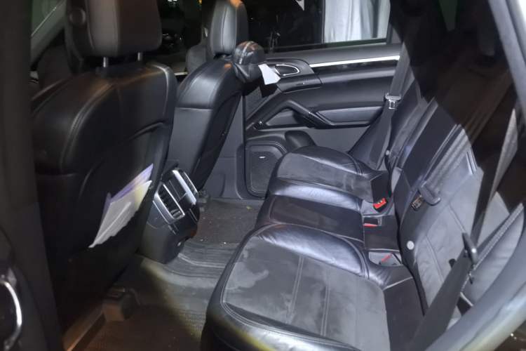 Used Porsche Cayenne 2016 Cayenne Platinum Edition 3.0T
