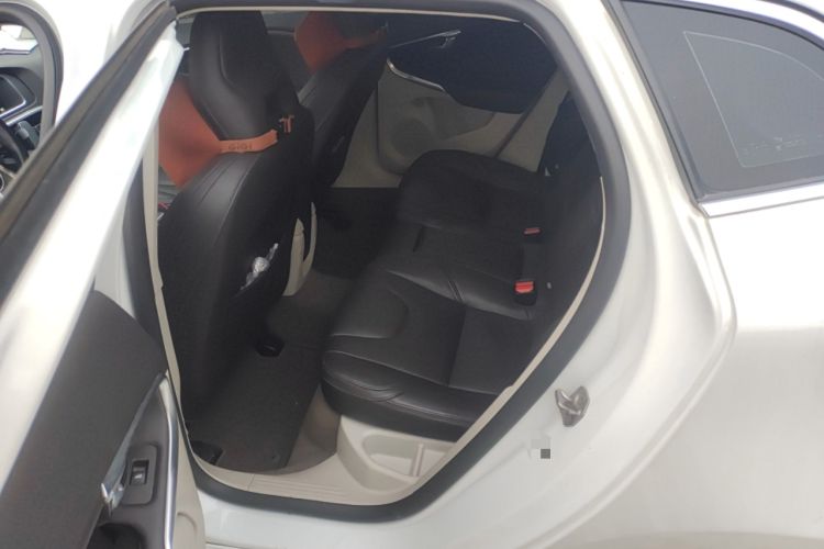 Used Volvo V40 2016 T4 Smart Luxury Edition Left Rear Seat