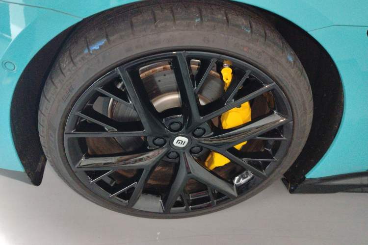 Used Xiaomi Auto SU7 2024 Four-Wheel Drive Ultra-Long Range Advanced Intelligent Driving Max Edition Exterior 4